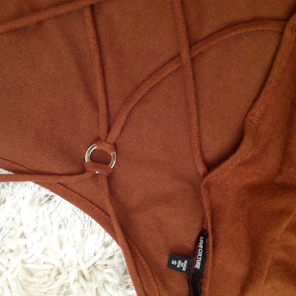 Dress - Picture 5 of 5